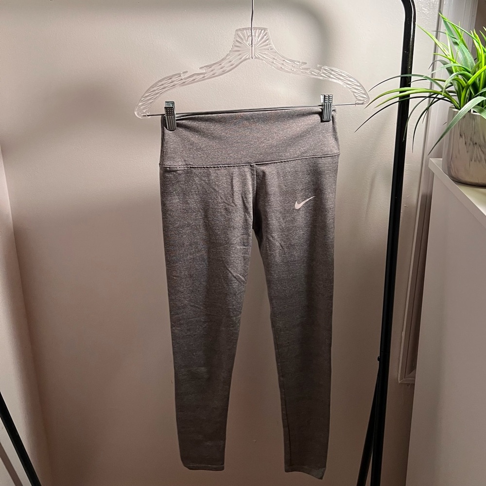 Nike leggings